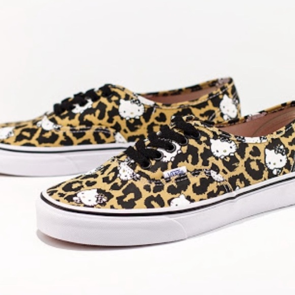 Vans x Hello Kitty Leopard Print Sneakers - Toddler’s Size 6 - Picture 6 of 6